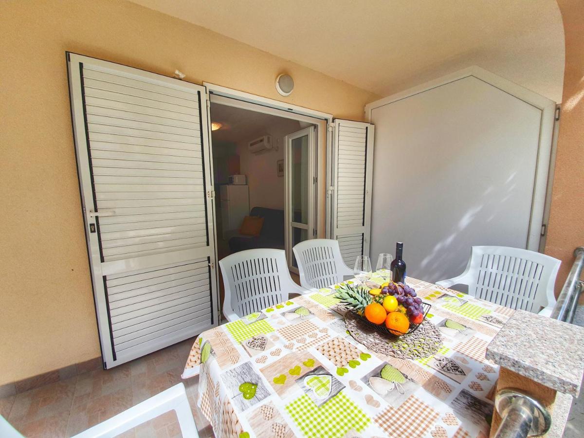 Apartmani Steli ヴィル エクステリア 写真